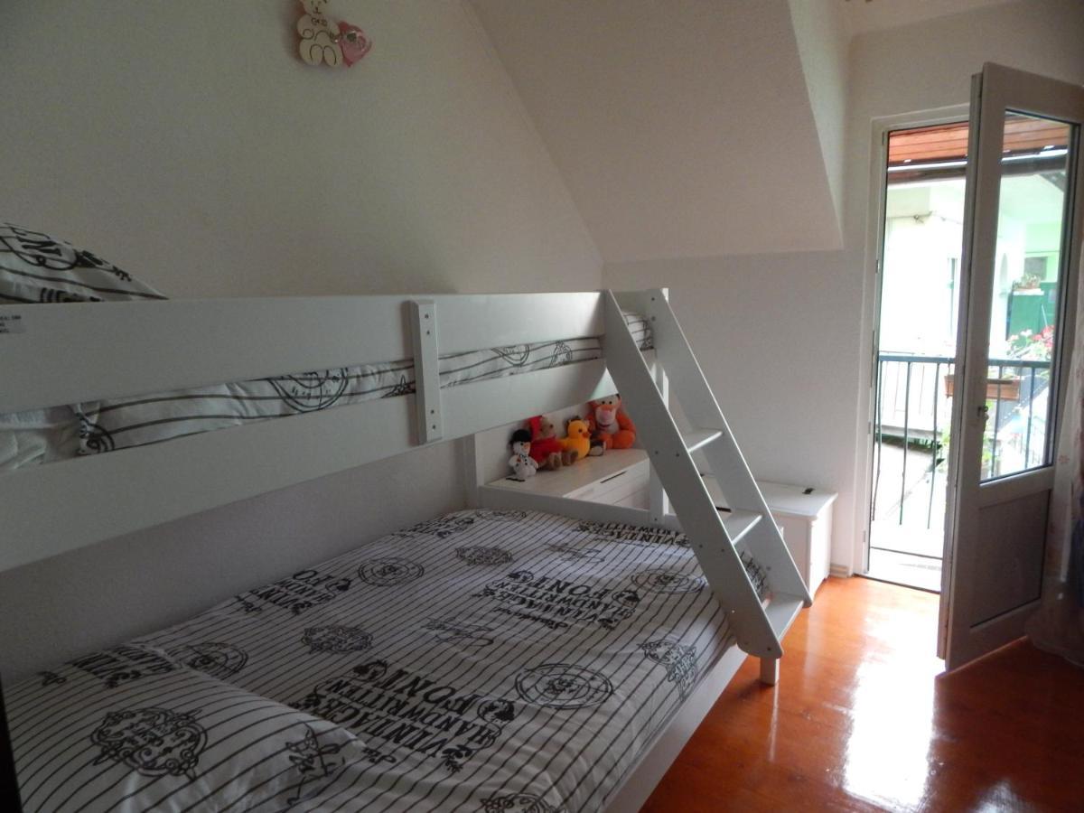 4 Apartment